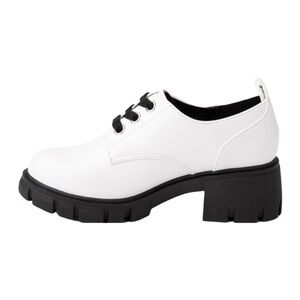 NIB Sarah-Jayne Jolene Lugged Oxford Casual Shoe